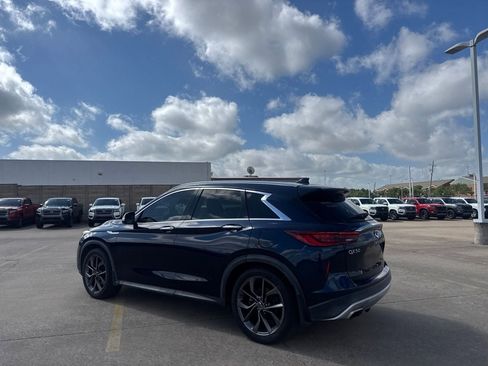 Used 2019 INFINITI QX50 Essential w/ Sensory Package FWD image 13