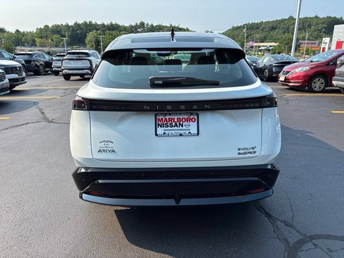 Certified 2024 Nissan Ariya AWD image 6