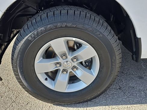 Used 2023 RAM 1500 Classic SLT w/ Trailer & Traction Group image 9