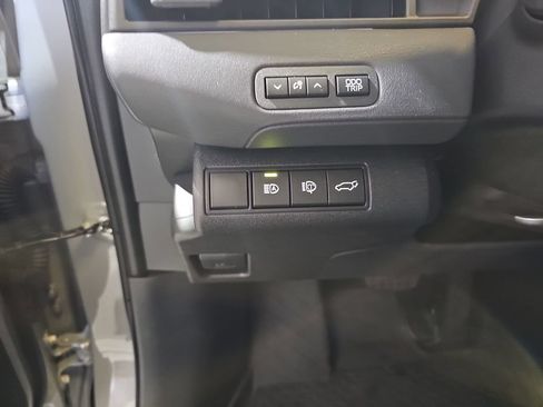 New 2026 Subaru Uncharted AWD image 27