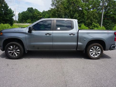 Used 2020 Chevrolet Silverado 1500 Custom w/ Custom Max Trailering Package AWD/4WD image 16