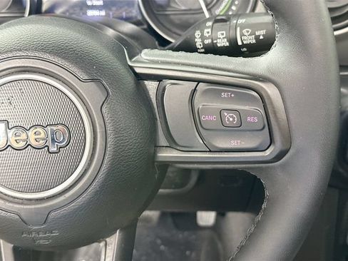 Used 2023 Jeep Wrangler Unlimited w/ Sun & Screen Package AWD/4WD image 24
