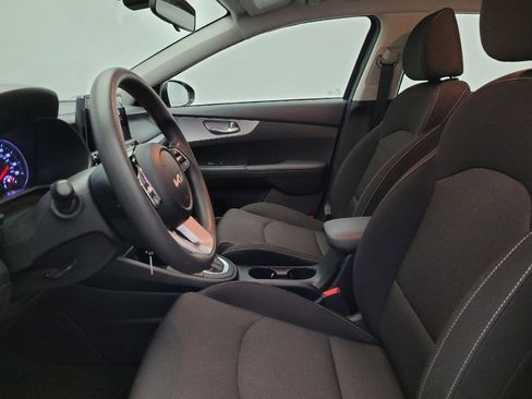 Used 2023 Kia Forte LXS image 17