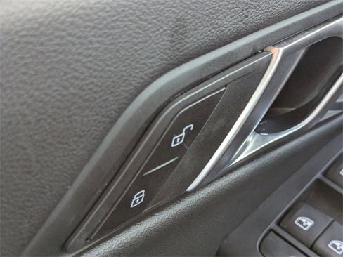 Used 2024 BMW 330e xDrive image 22