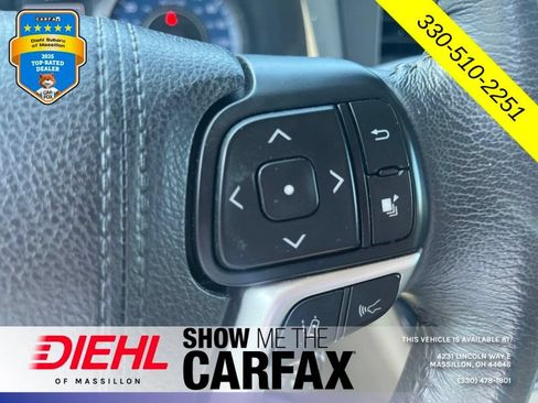 Used 2018 Toyota Sienna XLE w/ XLE Navigation Package FWD image 28