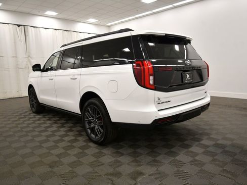 Used 2025 Ford Expedition Max Platinum w/ Stealth Performance Package AWD/4WD image 5