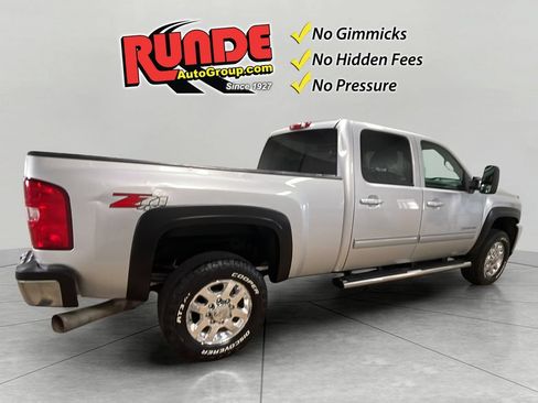 Used 2014 Chevrolet Silverado 3500 LTZ w/ LTZ Plus Package AWD/4WD image 6