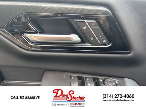 New 2026 GMC Yukon AT4 w/ AT4 Premium Plus Package AWD/4WD image 13