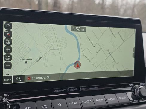 Used 2022 Kia Seltos SX w/ Sunroof Package image 4