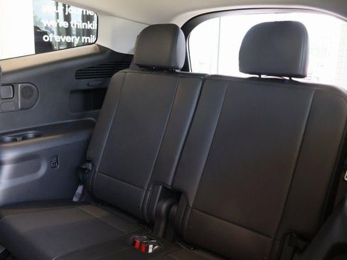 New 2026 Hyundai Ioniq 9 SEL image 9