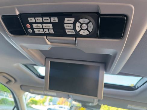 Used 2017 Honda Pilot Elite image 28