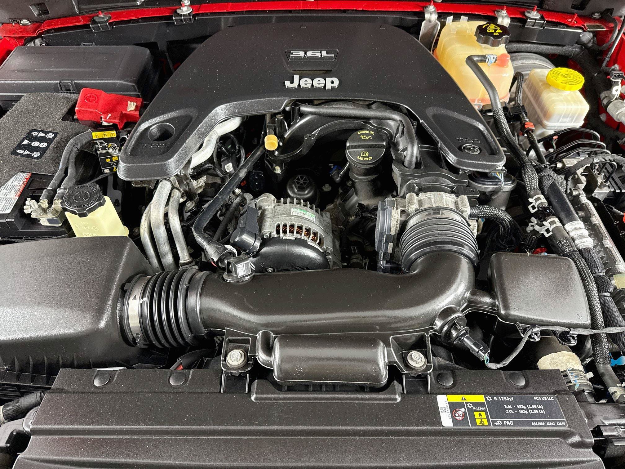 Used 2020 Jeep Wrangler Sport AWD/4WD image 18