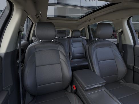 New 2026 Lincoln Nautilus Premier w/ Equipment Group 102A AWD/4WD image 10