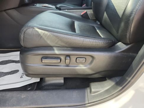 Used 2022 Honda Pilot Touring image 25