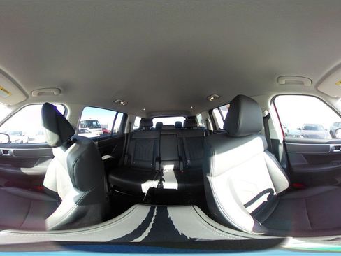 Used 2025 Hyundai Santa Fe SEL image 41