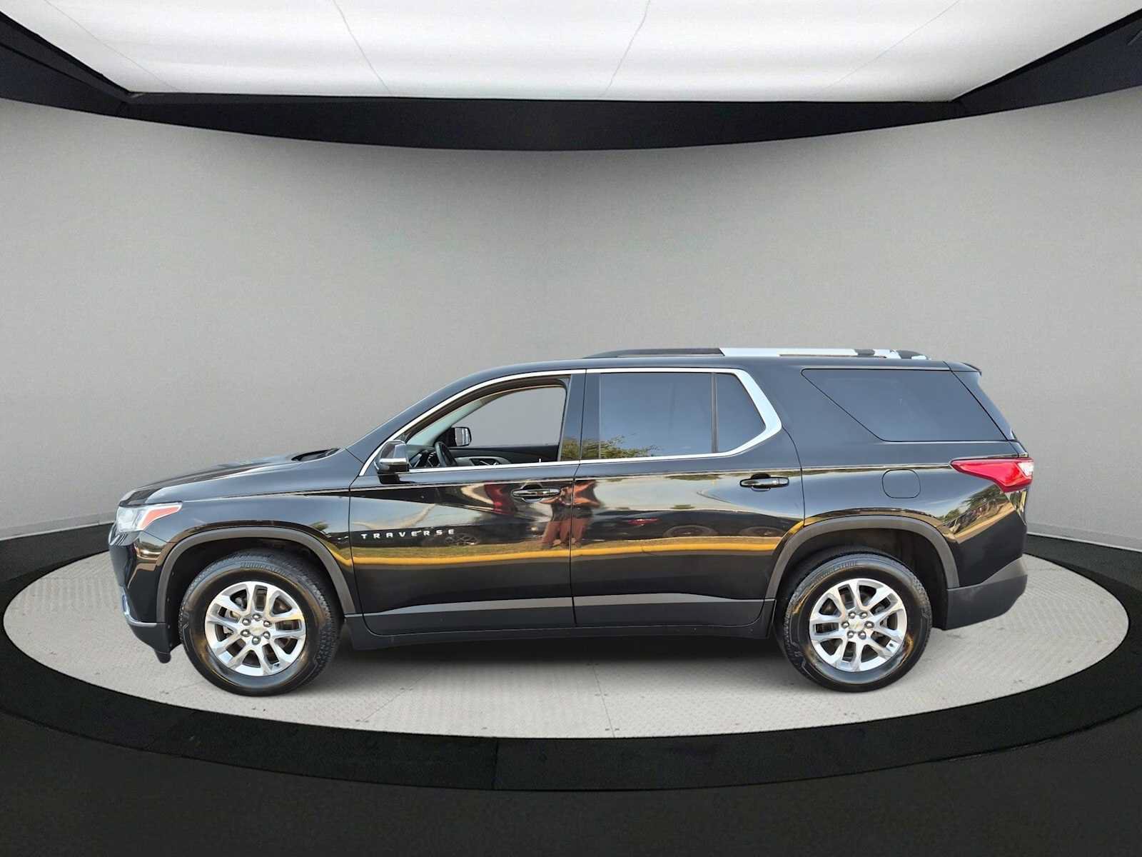 Used 2018 Chevrolet Traverse LT AWD/4WD image 4