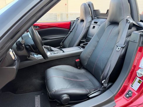 Used 2016 MAZDA MX-5 Miata Grand Touring RWD image 10