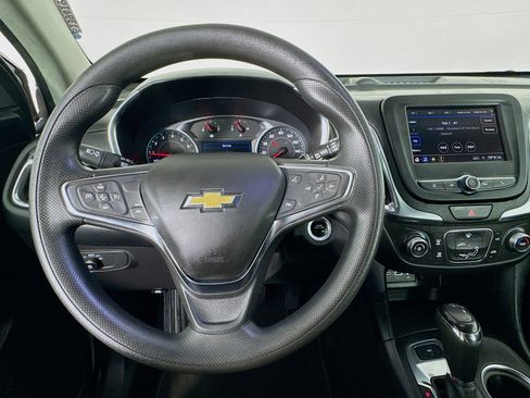 Used 2021 Chevrolet Equinox LT AWD/4WD image 11