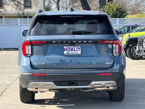 New 2026 Ford Explorer Active w/ Active Comfort Package image 4