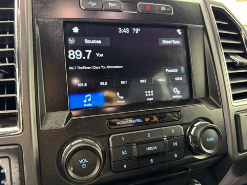 Used 2016 Ford F150 XLT w/ Equipment Group 302A Luxury AWD/4WD image 18