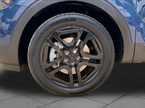 Certified 2025 Kia Telluride SX Prestige X-Line AWD/4WD image 11