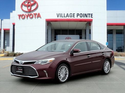 Used 2016 Toyota Avalon Limited image 1
