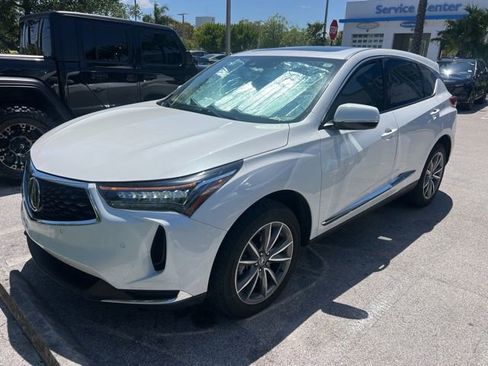 Used 2023 Acura RDX FWD w/ Technology Package image 2