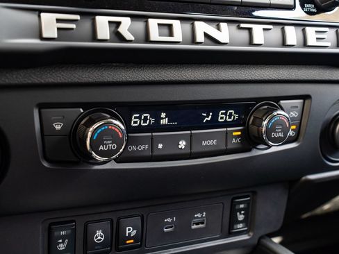 New 2026 Nissan Frontier SV w/ SV Convenience Package AWD/4WD image 18
