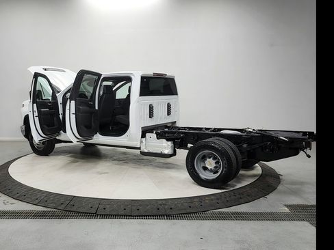 Used 2024 Chevrolet Silverado 3500 W/T w/ WT Convenience Package AWD/4WD image 13