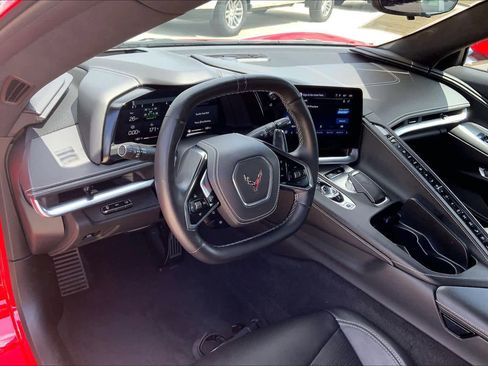 Used 2025 Chevrolet Corvette Stingray Premium Cpe w/ 3LT image 14