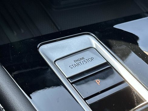 New 2026 Volkswagen Atlas SE image 27