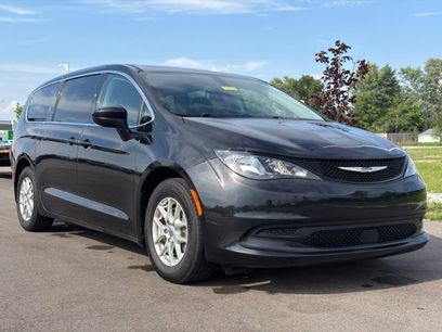 Used 2022 Chrysler Voyager LX