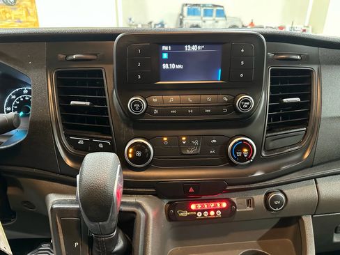 Used 2020 Ford Transit 150 Medium Roof image 38