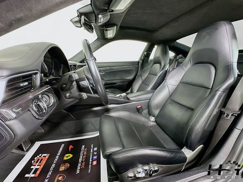 Used 2018 Porsche 911 Turbo S image 15