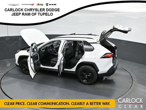 Used 2024 Toyota RAV4 XLE FWD image 55