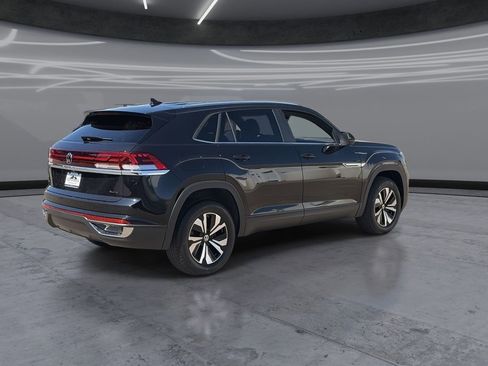 New 2026 Volkswagen Atlas Cross Sport SE image 5