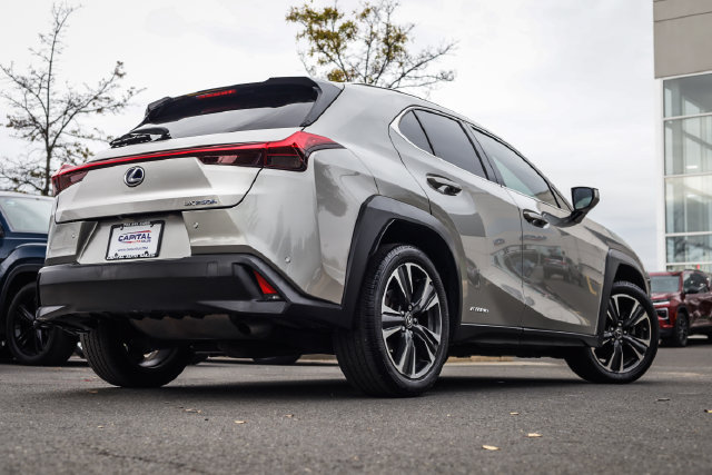 Used 2020 Lexus UX 250h w/ Premium Package AWD/4WD image 21