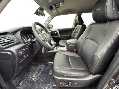 Used 2023 Toyota 4Runner TRD Sport w/ Technology Package AWD/4WD image 9