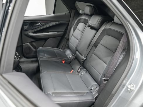 Used 2024 Chevrolet Blazer EV LT AWD/4WD image 26