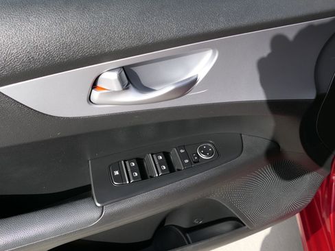 Used 2023 Kia Forte LXS image 14