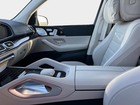 New 2026 Mercedes-Benz GLS 450 450 4MATIC SUV image 26