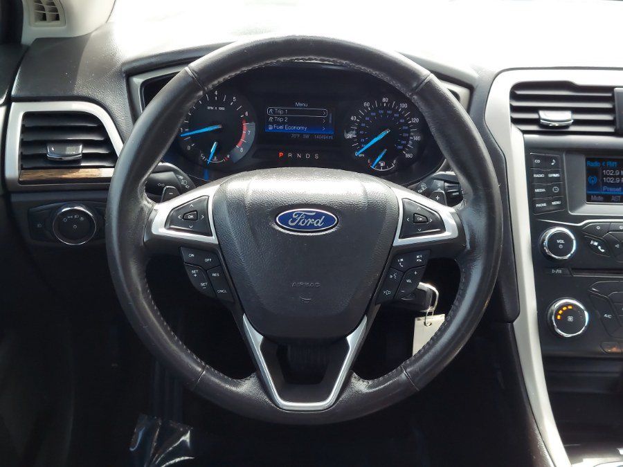 Used 2013 Ford Fusion SE FWD image 12