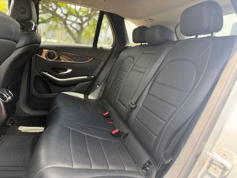 Used 2016 Mercedes-Benz GLC 300 image 16