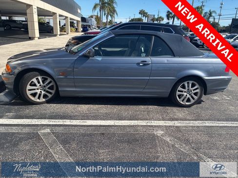 Used 2002 BMW 330Ci Convertible image 1