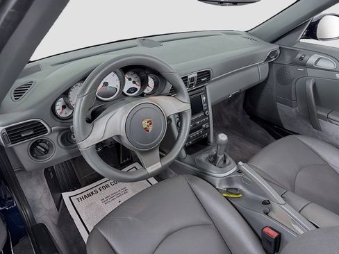 Used 2010 Porsche 911 Carrera 4S image 4