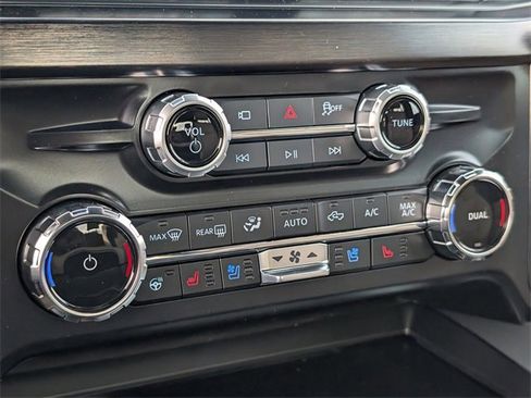 New 2026 Ford F250 Lariat w/ FX4 Off-Road Package image 18