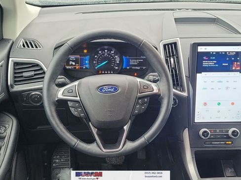 Used 2022 Ford Edge SEL w/ Convenience Package image 13