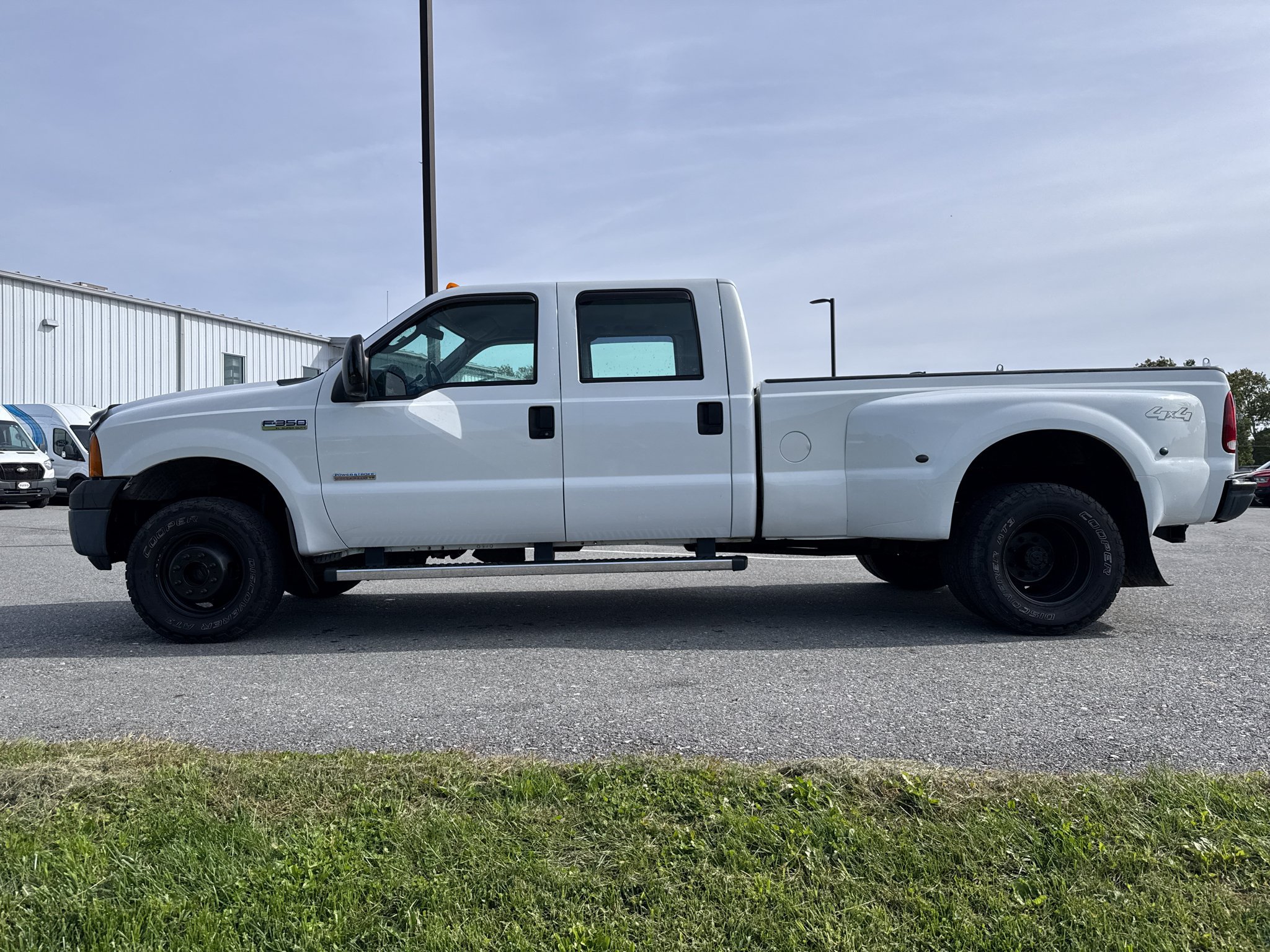 Used 2007 Ford F350 4x4 Crew Cab DRW Super Duty image 16