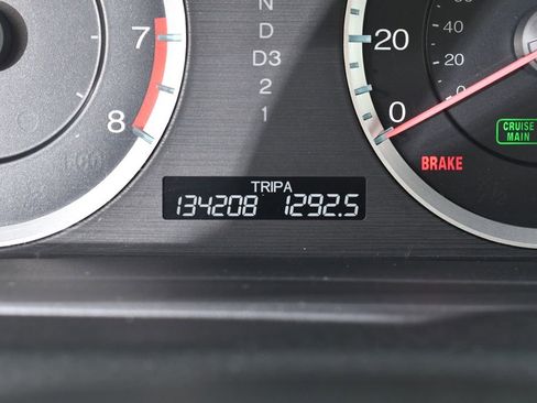 Used 2011 Honda Accord EX-L image 26