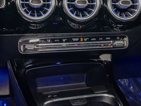 Used 2020 Mercedes-Benz CLA 250 4MATIC image 21